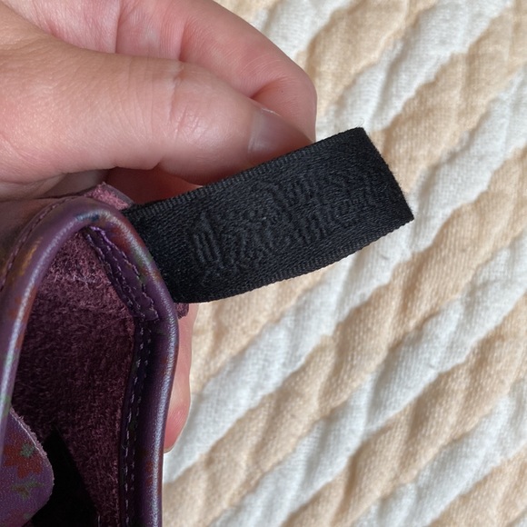 Dr Martens Limited Edition Floral Boot - Picture 9 of 10